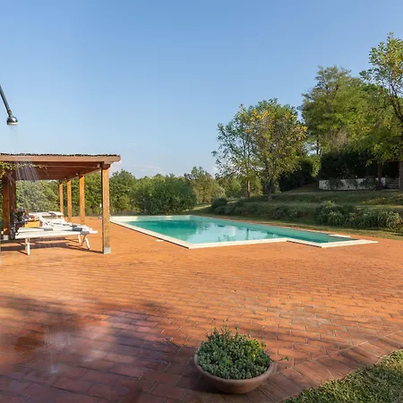 Podere Le Capannucce Сasa de vacaciones *